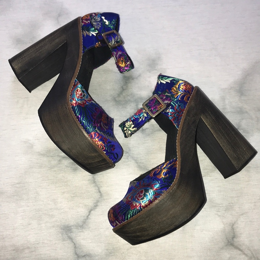 FREE PEOPLE starlet blue wood platform heel NWOB - Picture 2 of 8